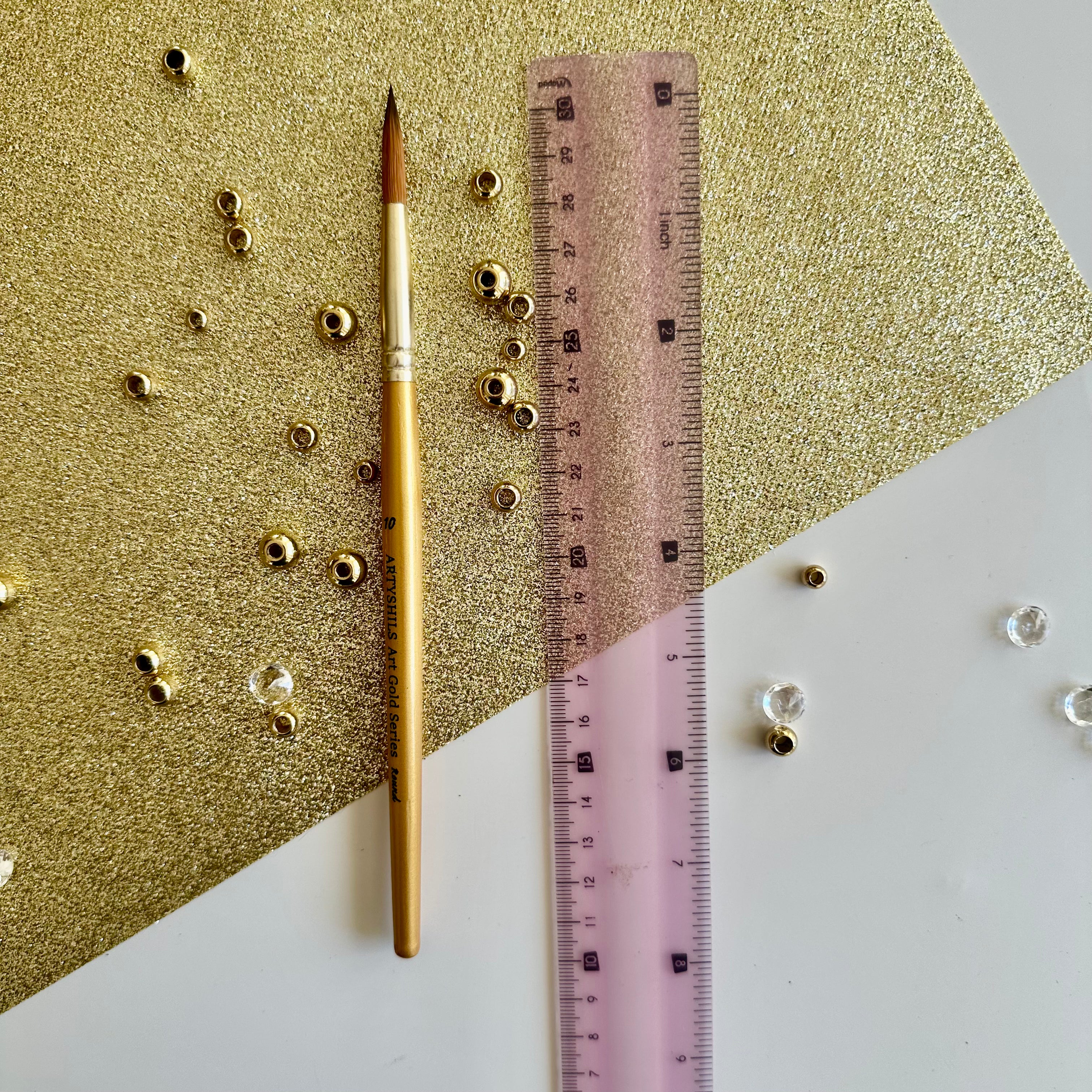 No.10 Round Brush : Gold Glow Collection | Synthetic Hair | Vegan