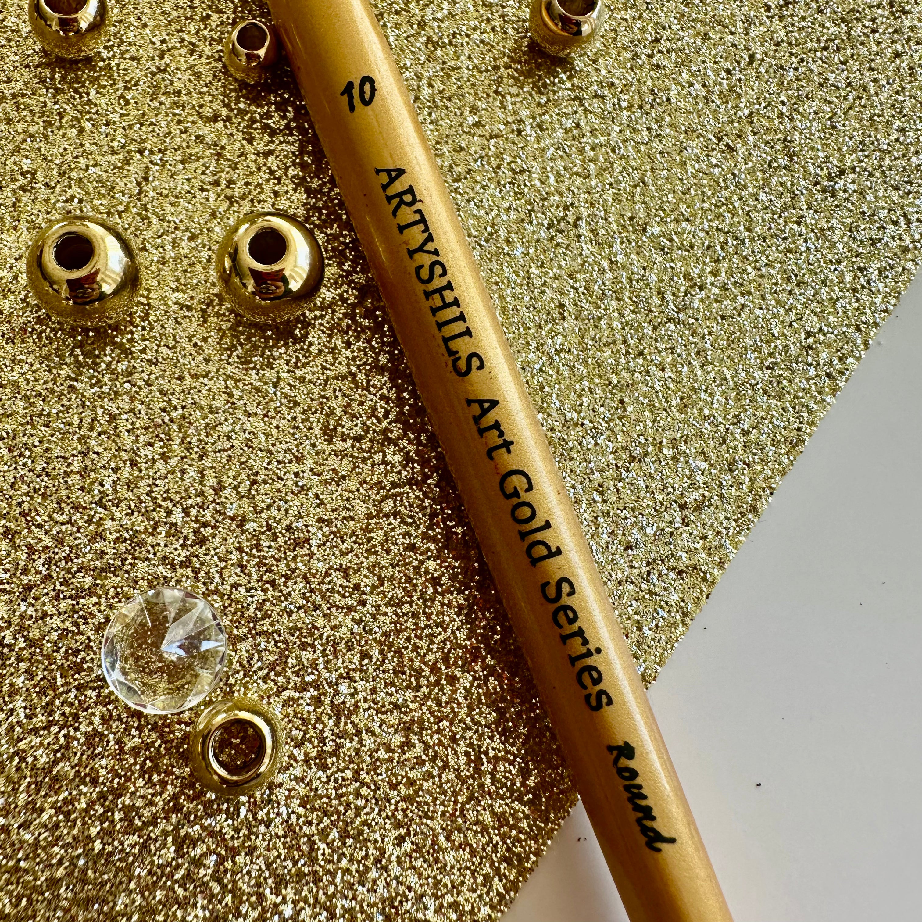 No.10 Round Brush : Gold Glow Collection | Synthetic Hair | Vegan